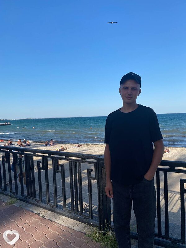 Андрей, 27, Новосибирске — анкета №3570507