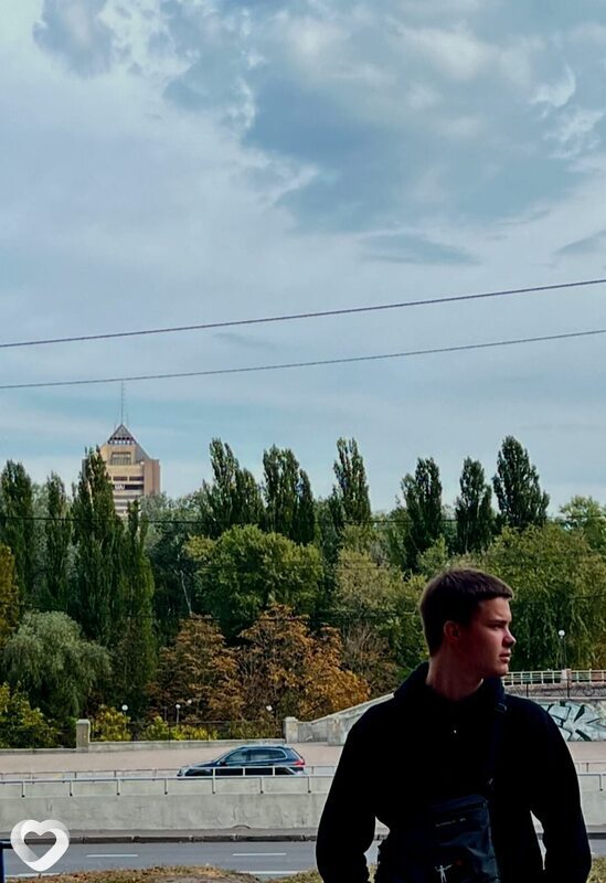Влад, 19, Киеве — анкета №3571161