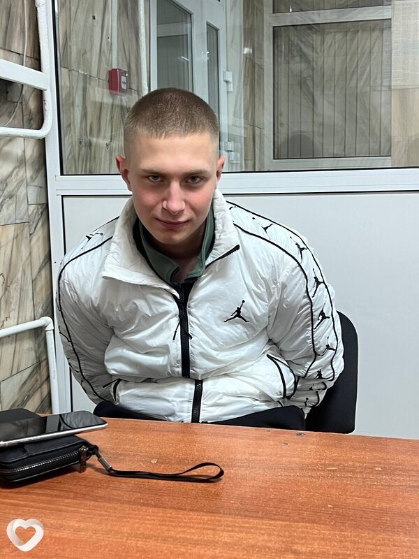 Саймон, 19, Барнауле — анкета №3571428