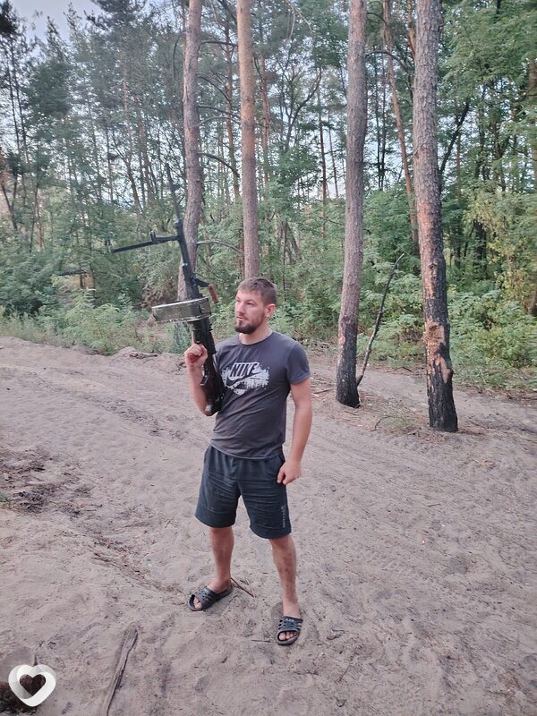 Иван, 27, Луганске — анкета №3571503