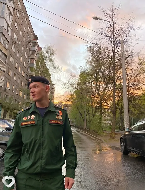 Сергей, 22, Москве — анкета №3571590