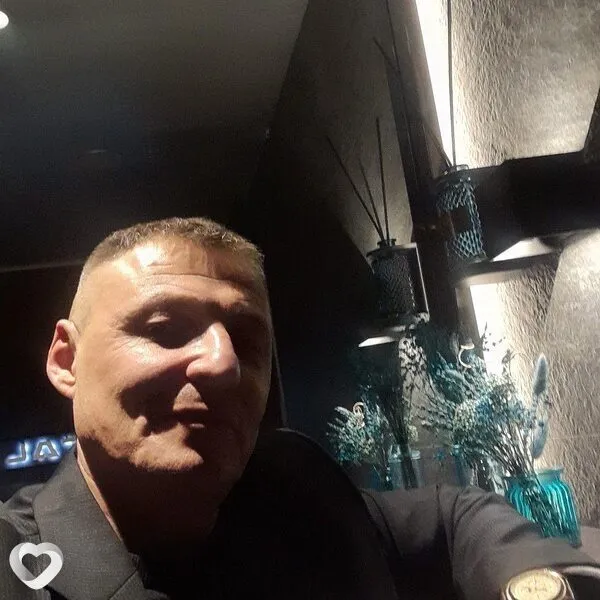 Бомж, 54, Москве — анкета №3572138