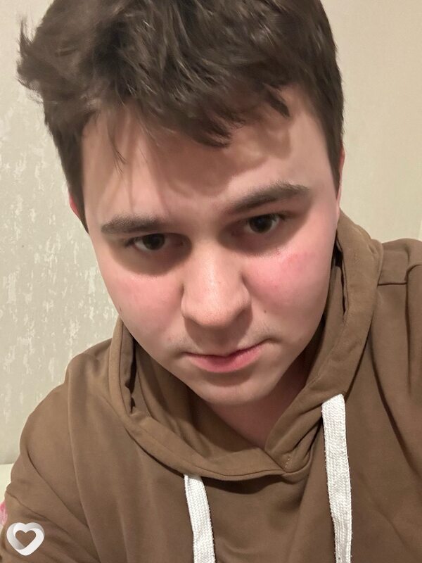 Антон, 24, Бресте — анкета №3572369