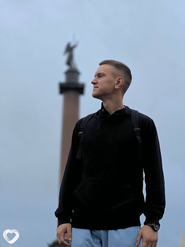 Александр, 21, Москве — анкета №3572419