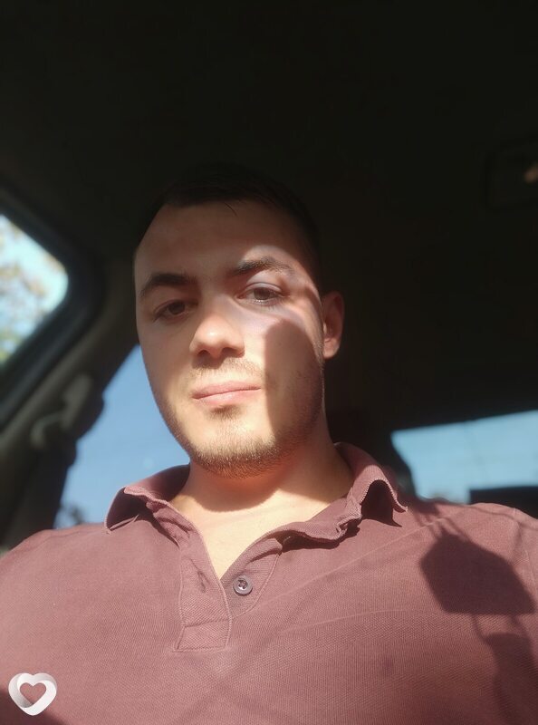 Денис, 27, Тихорецке — анкета №3573513