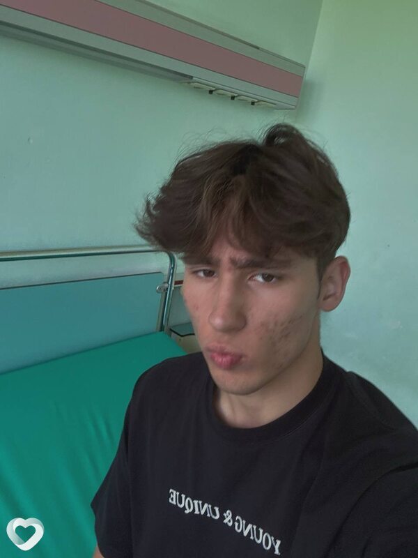 Дмитрий, 19, Сыктывкаре — анкета №3573819
