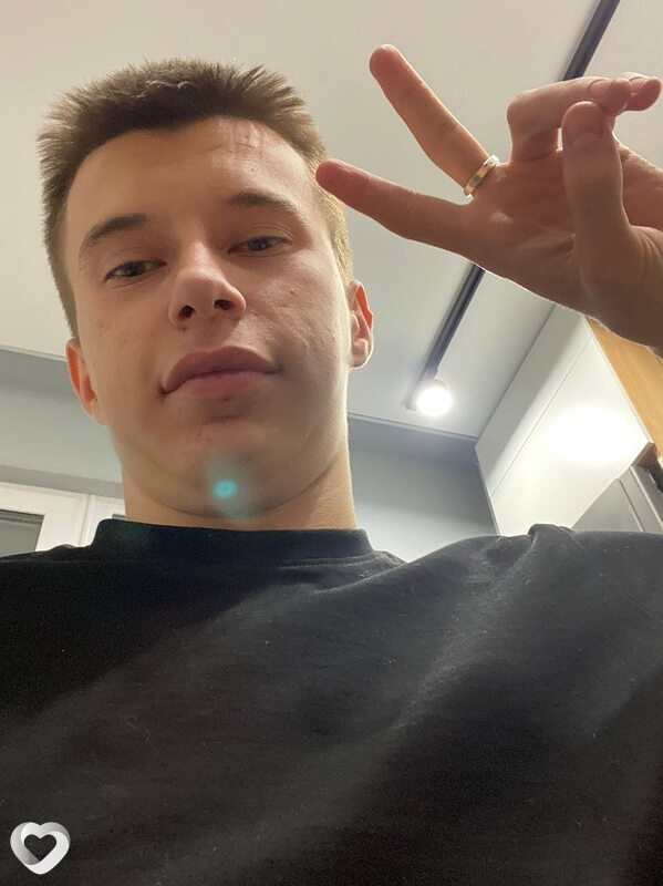 Артем, 20, Оренбурге — анкета №3574108