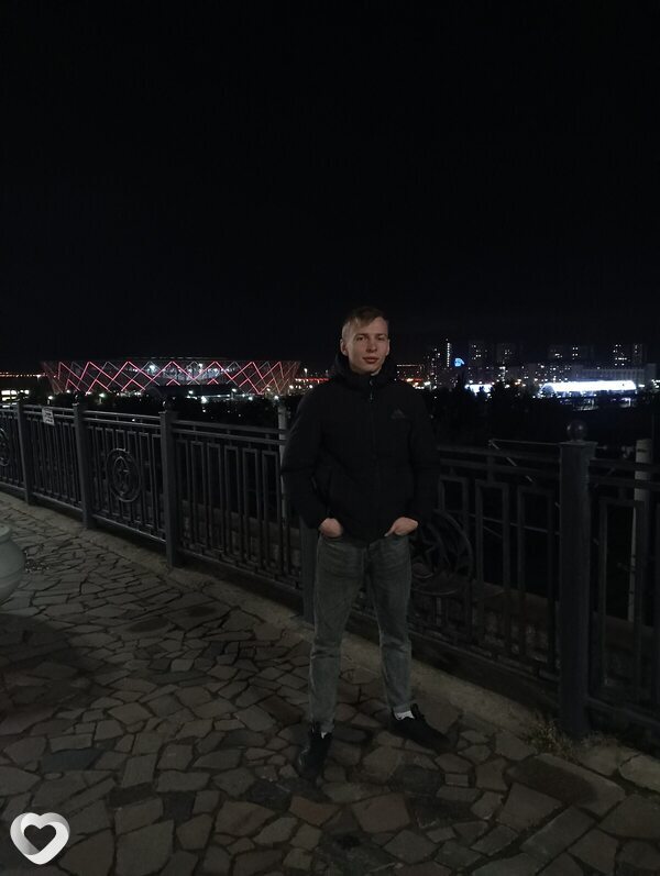 Михаил, 25, Донецк (Ростовская Обл.) — анкета №3575379