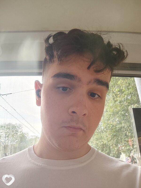 Тимур, 20, Севастополе — анкета №3575987