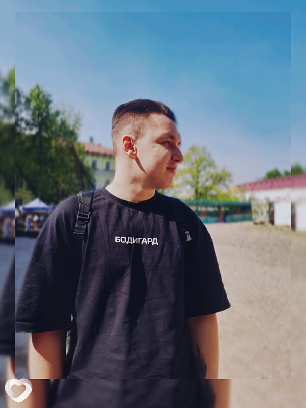 Дмитрий, 21, Новомосковске — анкета №3576816
