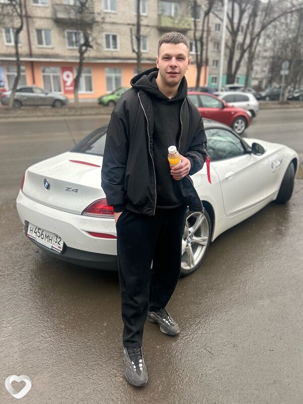Иван, 25, Алчевске — анкета №3577375