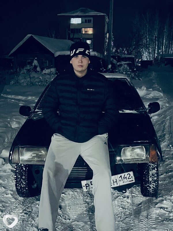Дима, 18, Москве — анкета №3577944