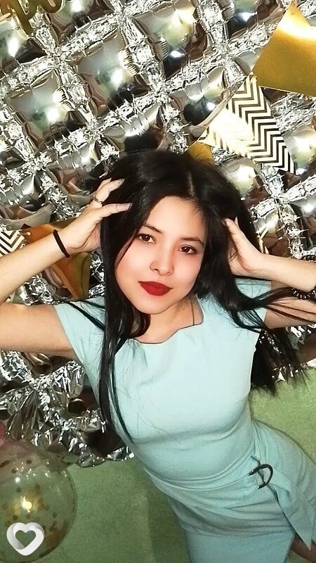Яна, 22, Омске — анкета №3577969