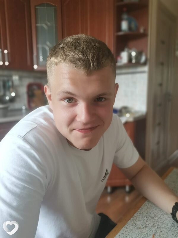 Вадим, 20, Новосибирске — анкета №3577979