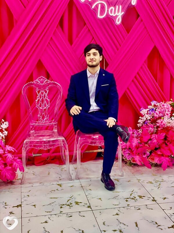 Азиз, 24, Москве — анкета №3578051