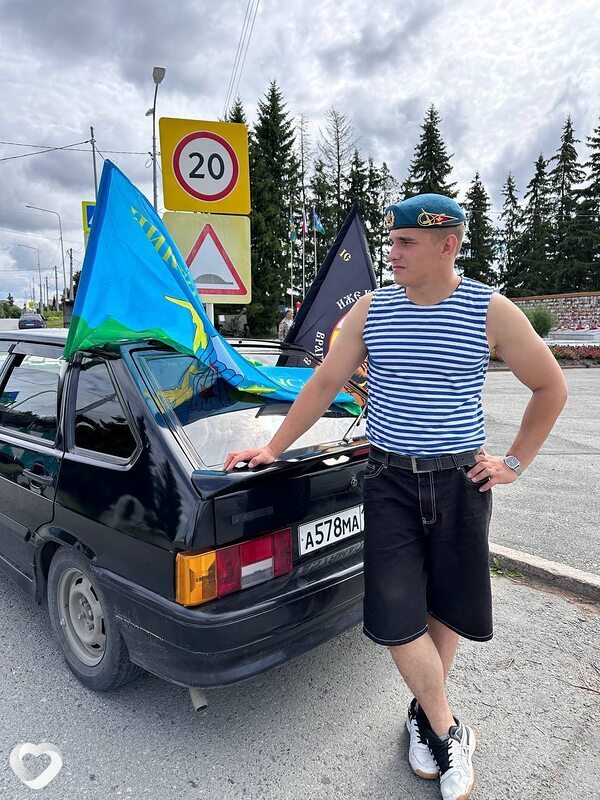 Кирилл, 22, Новочеркасске — анкета №3578782