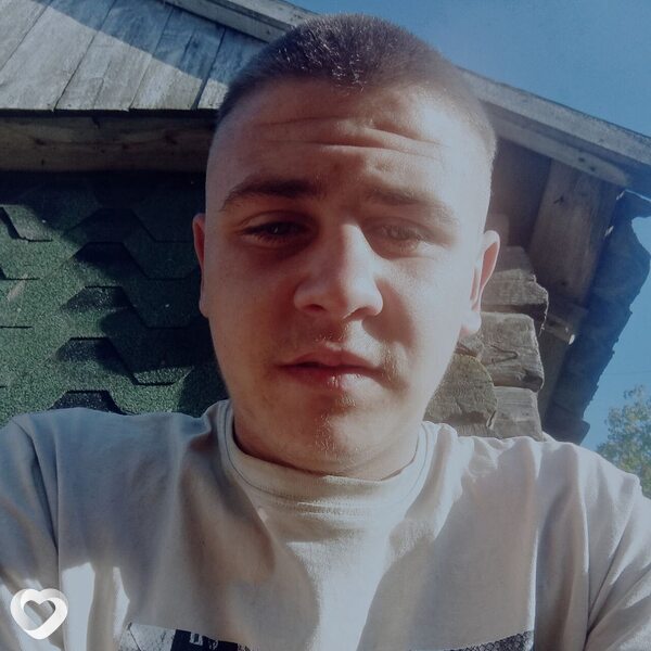 Дмитрий, 20, Орше — анкета №3579042