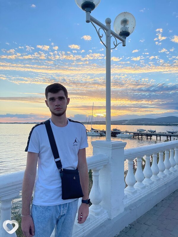 Игорь, 21, Краснодаре — анкета №3580570