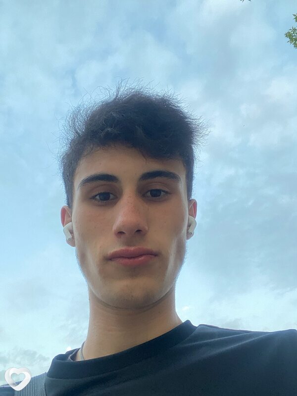 Давид, 20, Новосибирске — анкета №3581415
