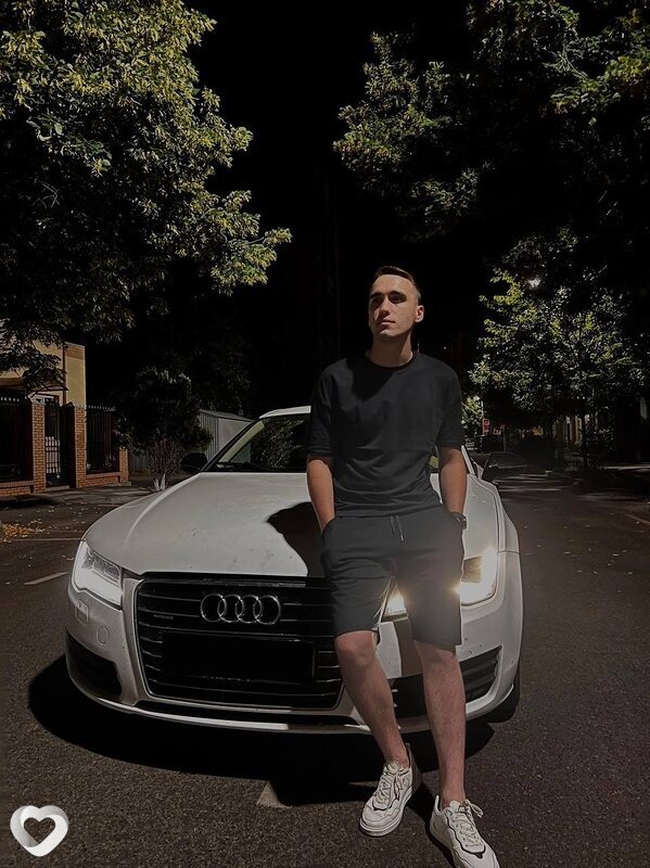 Виталий, 24, Краснодаре — анкета №3581781
