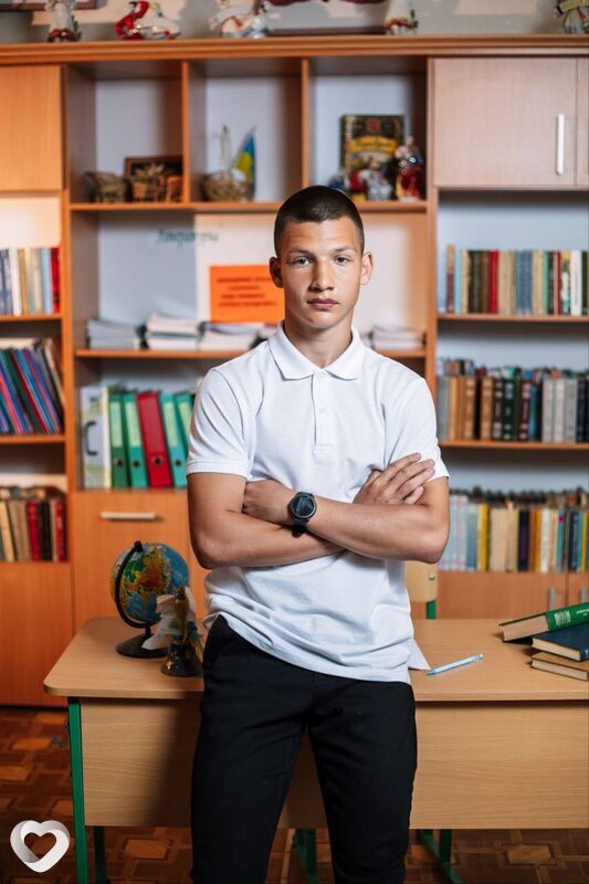 Дмитро, 18, Каменеце-Подольском — анкета №3582718