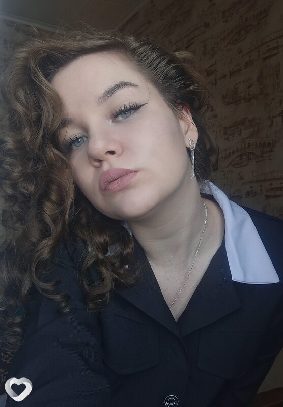 Александра, 21, Барнауле — анкета №3584102