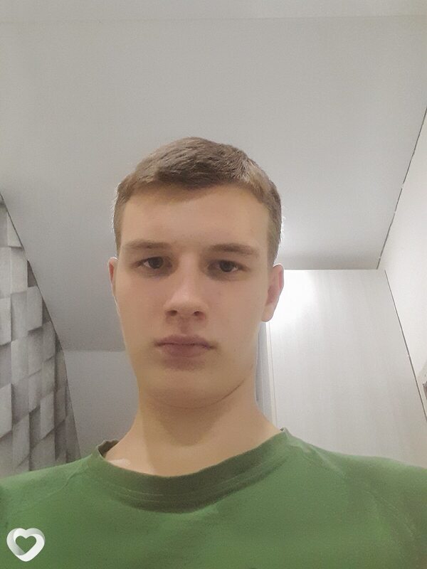 Данил, 18, Курске — анкета №3584080