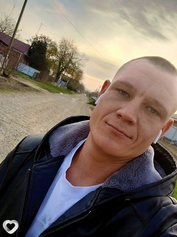 Владимир, 26, Славянске-на-Кубани — анкета №3584412