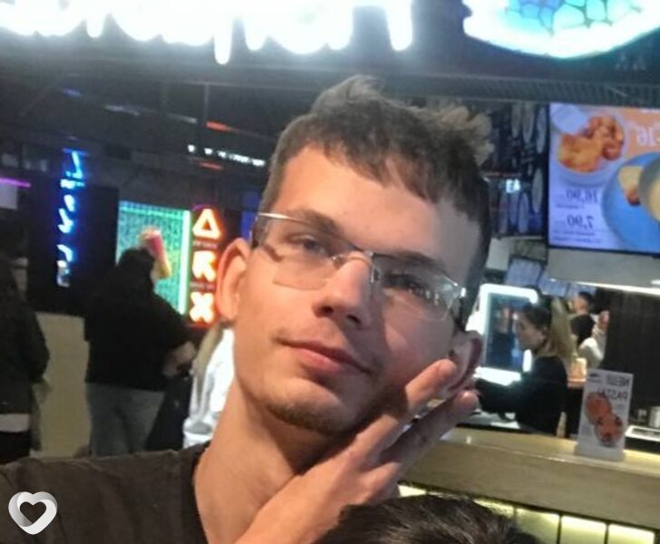 Артём, 20, Минске — анкета №3584511