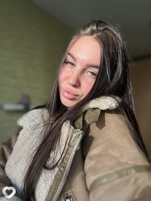 Алина, 20, Арсеньеве — анкета №3586151