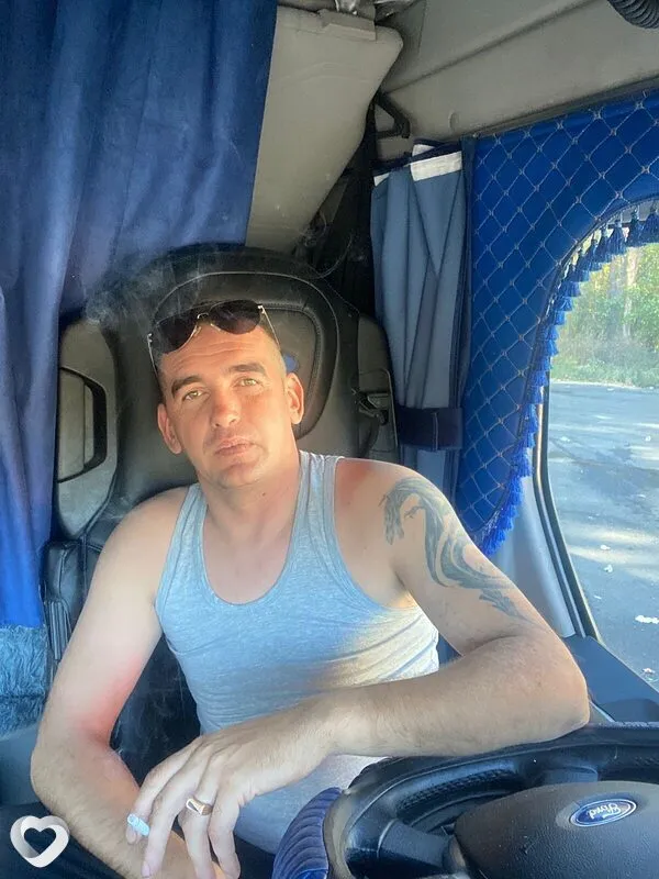 Михаил, 38, Барнауле — анкета №3586383