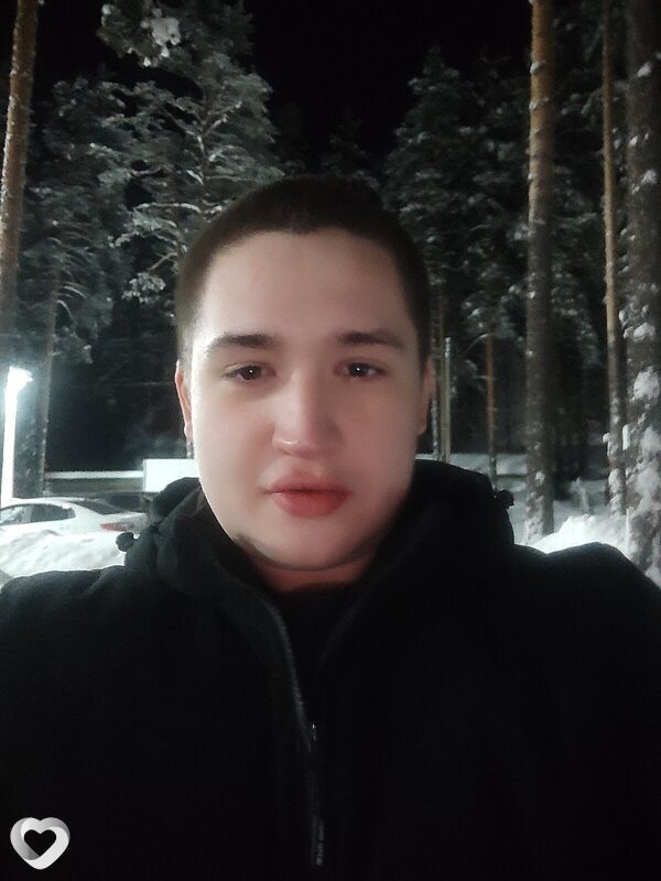 Александр, 20, Урае — анкета №3586581