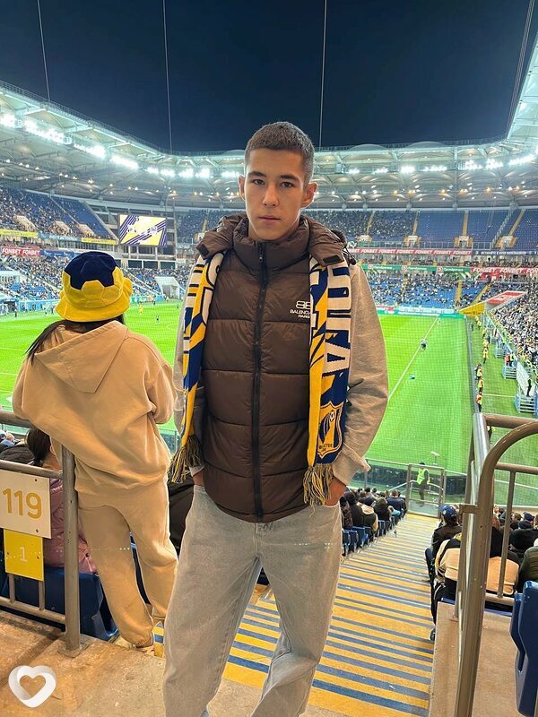 Сергей, 18, Красном Сулине — анкета №3586787