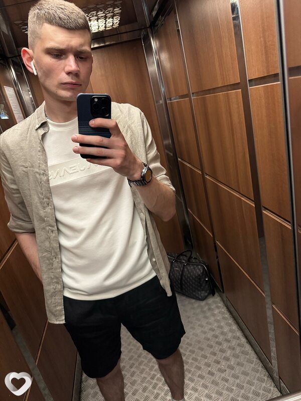 Иван, 27, Москве — анкета №3587490