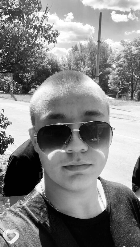 Вадим, 18, Донецке — анкета №3588251