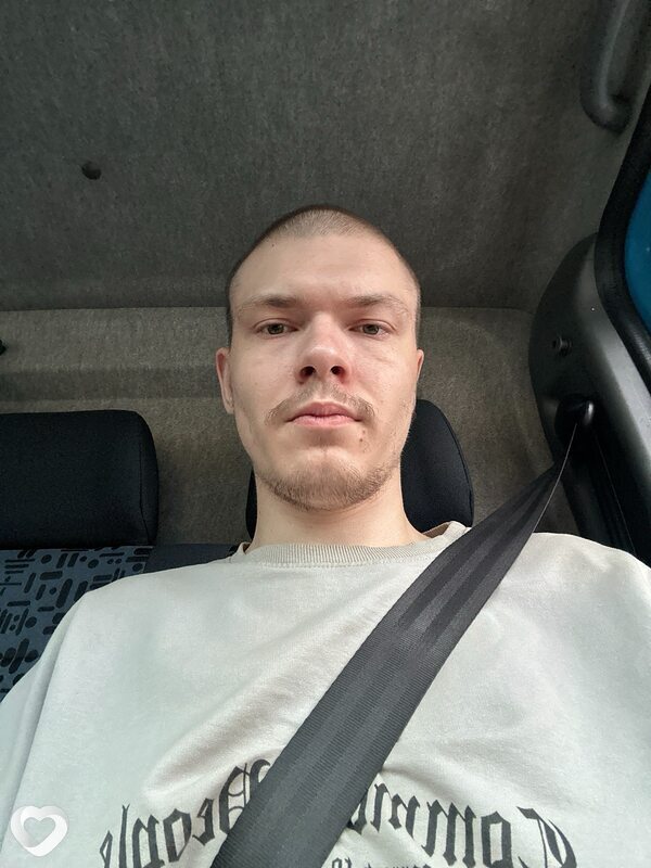 Андрей, 21, Москве — анкета №3588363