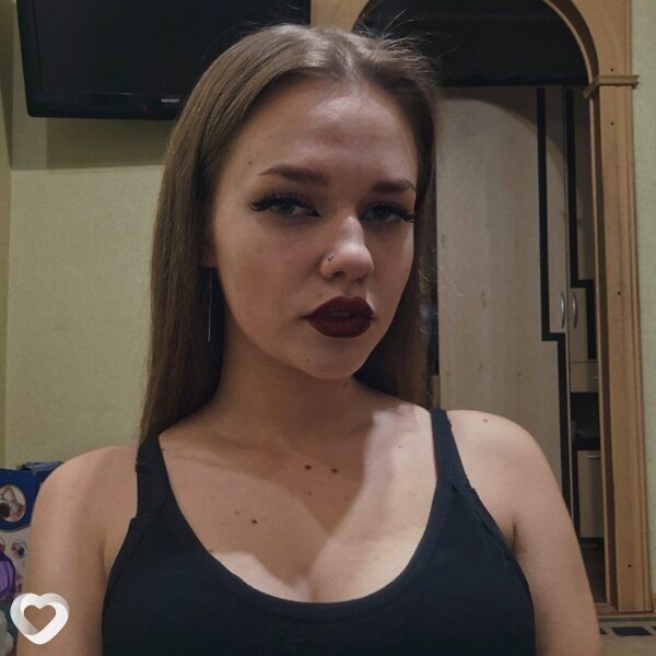 Арина, 18, Москве — анкета №3588779