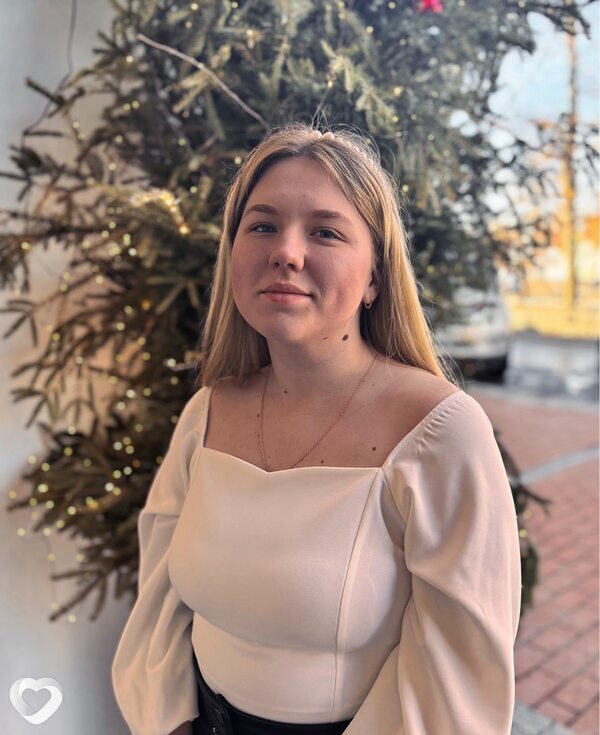 Алена, 23, Костроме — анкета №3588957