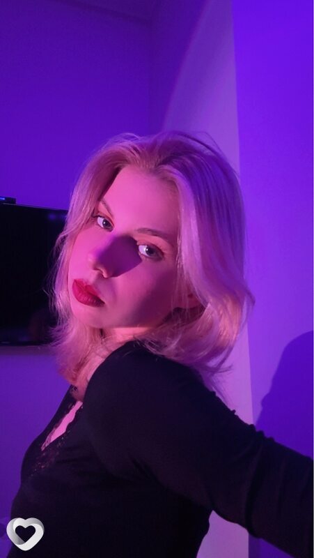Вика, 20, Екатеринбурге — анкета №3588962