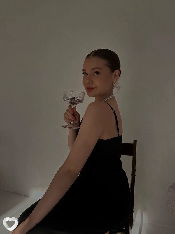 Катя, 19, Серпухове — анкета №3589362