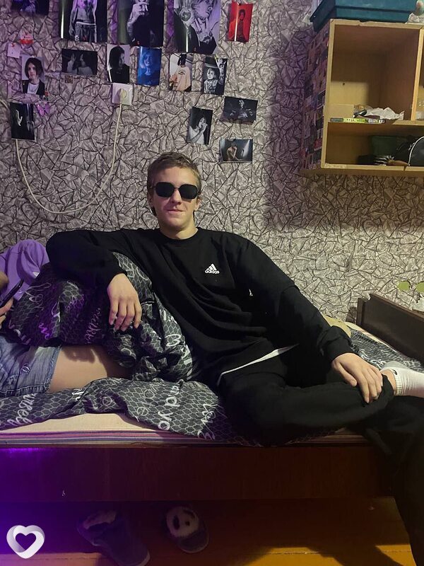 Денис, 19, Новокуйбышевске — анкета №3589263