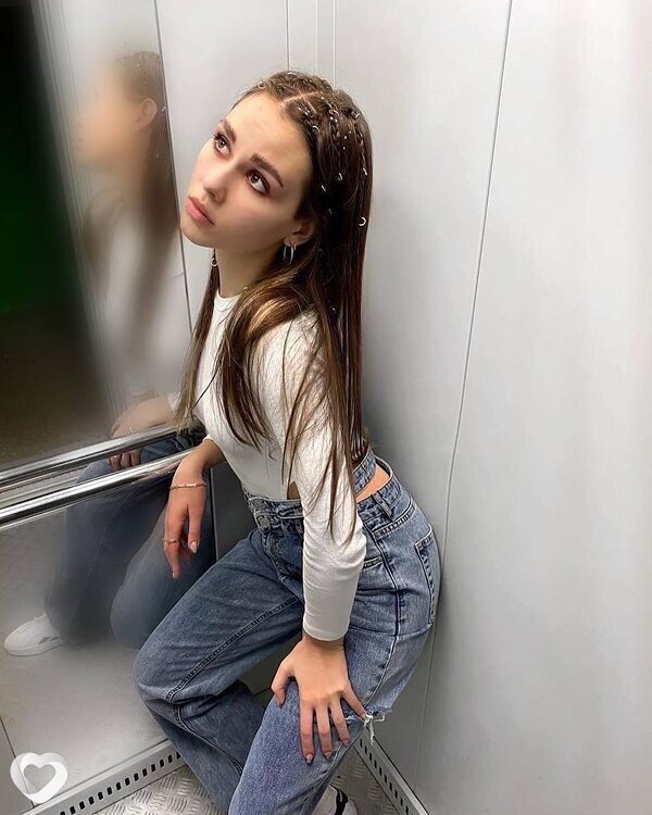 Ангелина, 25, Каменске-Шахтинском — анкета №3590027