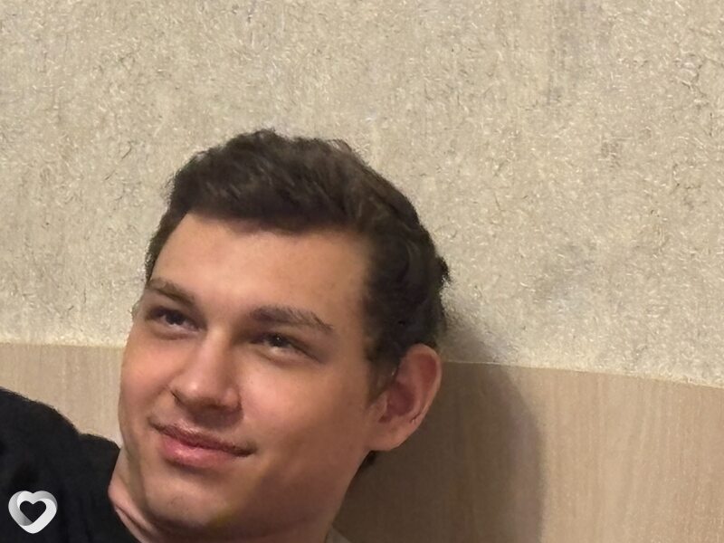 Антон, 20, Санкт-Петербурге — анкета №3590605