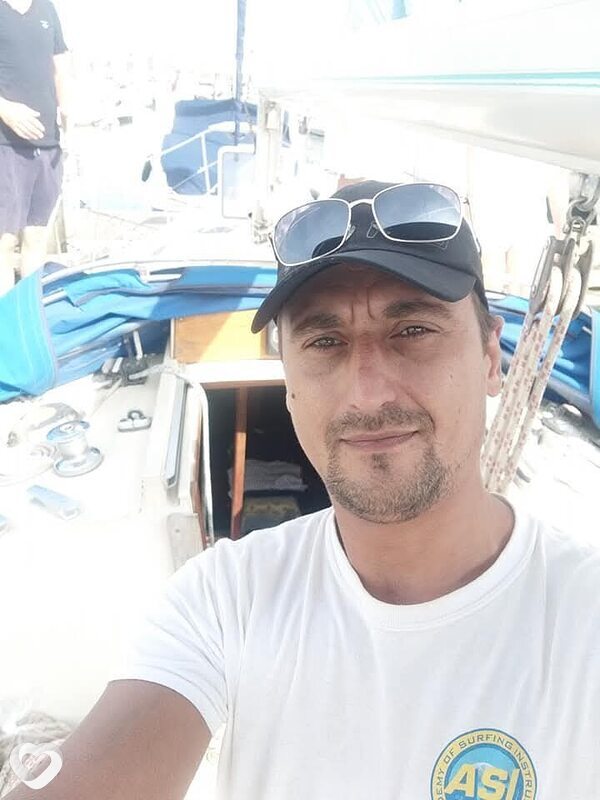Alex, Париж