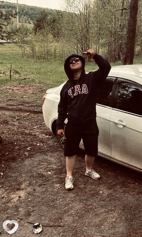 Дмитрий, 21, Кирове — анкета №3591676
