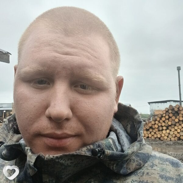 Александр, 22, Белогорске — анкета №3592793