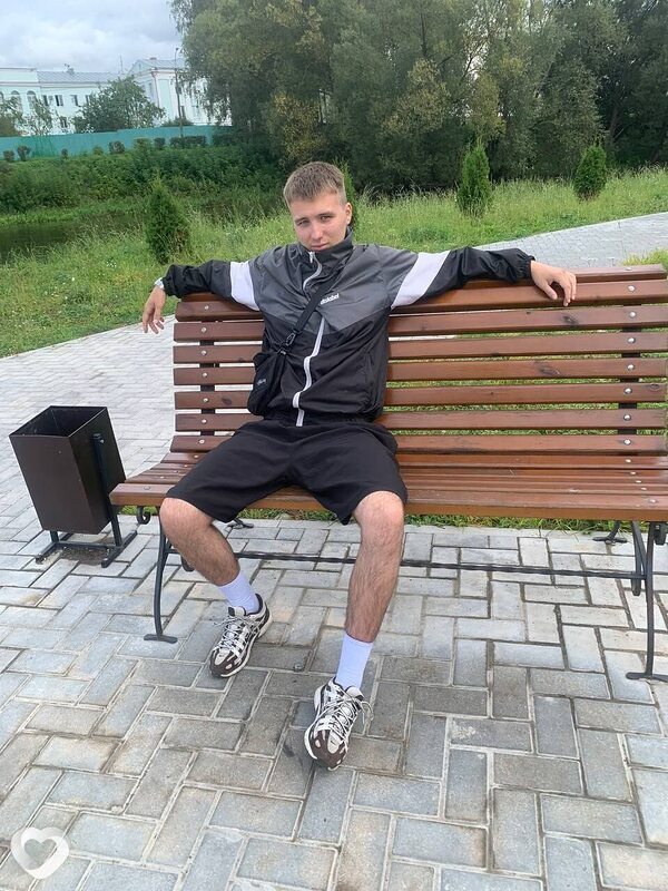Захар, 21, Великих Луках — анкета №3593019