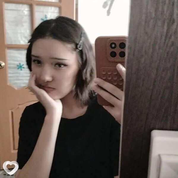 Zarina, 18, Новотроицке — анкета №3593585