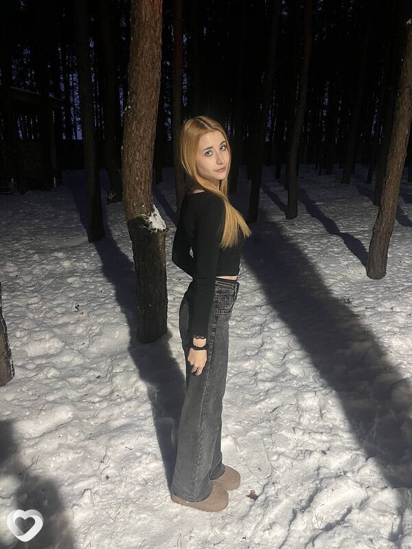 Настя, 18, Волгограде — анкета №3593791