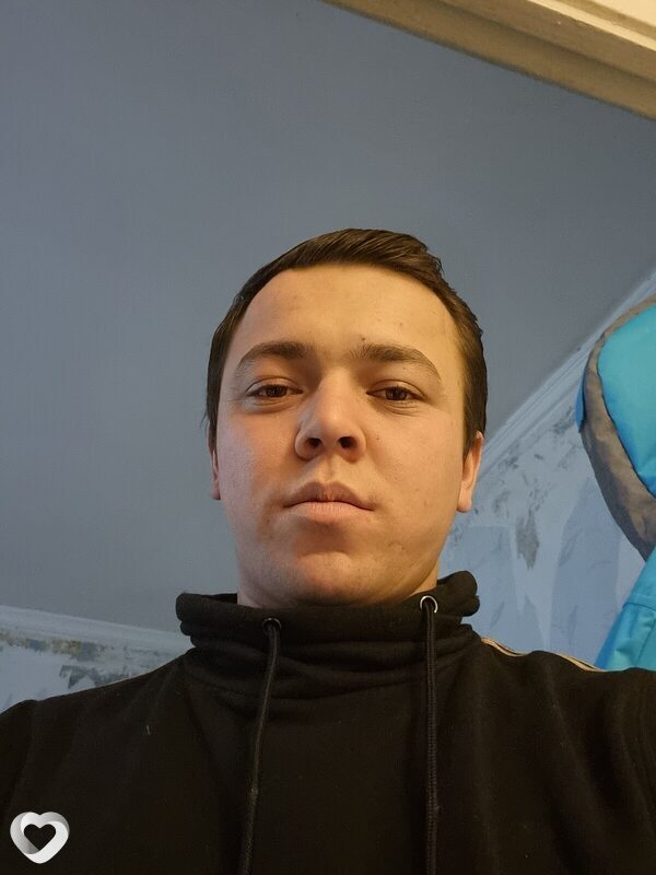Uzseero, 22, Москве — анкета №3595519